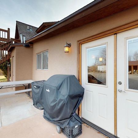 Amazing Jens Nielsen'S Pioneer Home In Bluff Utah Exterior photo