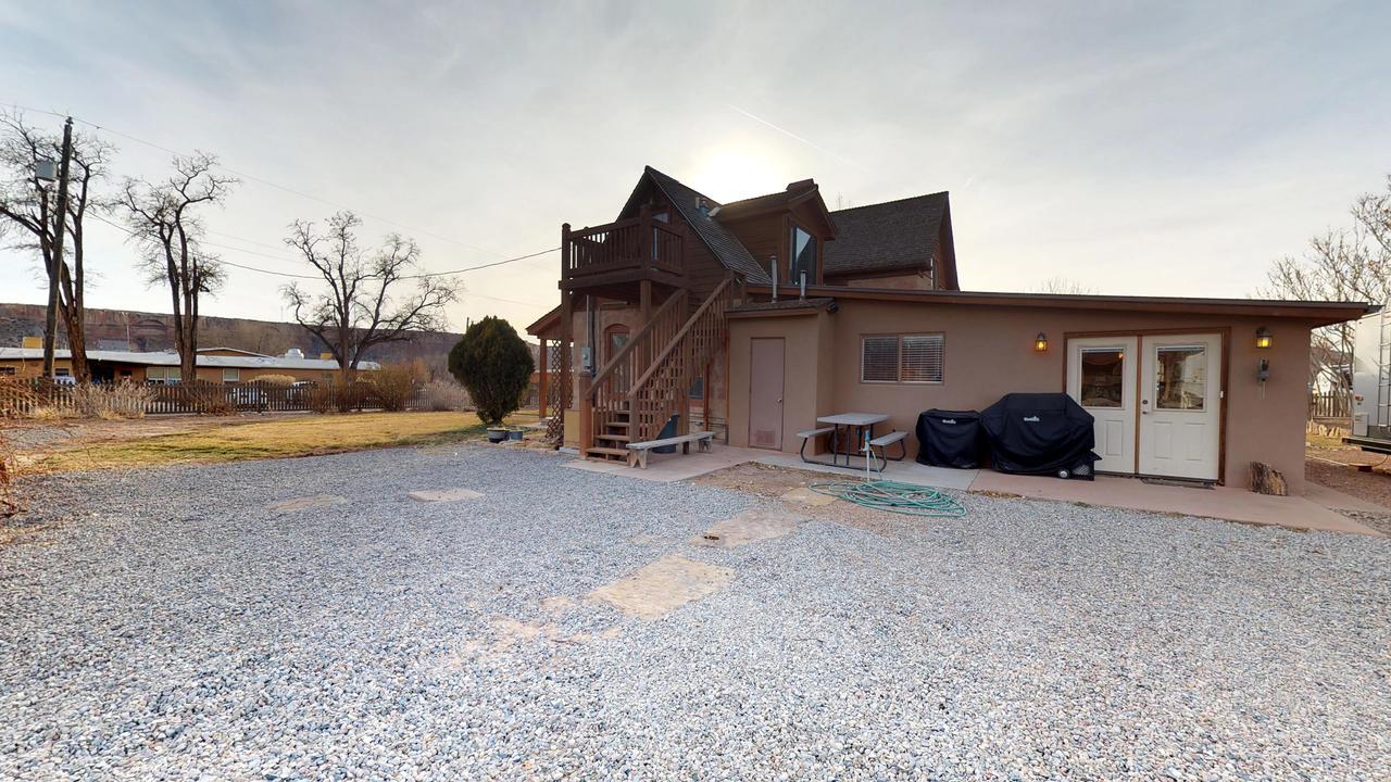 Amazing Jens Nielsen'S Pioneer Home In Bluff Utah Exterior photo