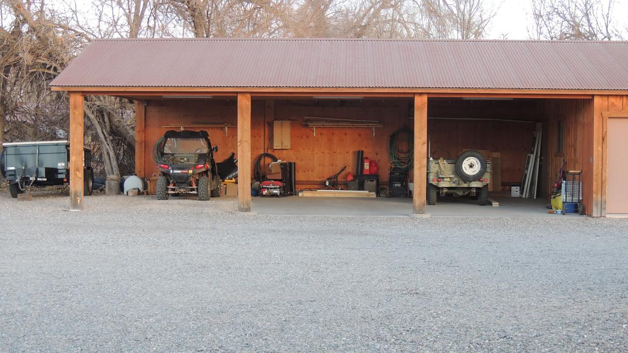 Amazing Jens Nielsen'S Pioneer Home In Bluff Utah Exterior photo