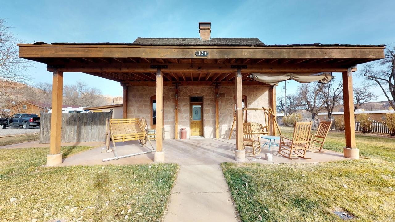 Amazing Jens Nielsen'S Pioneer Home In Bluff Utah Exterior photo